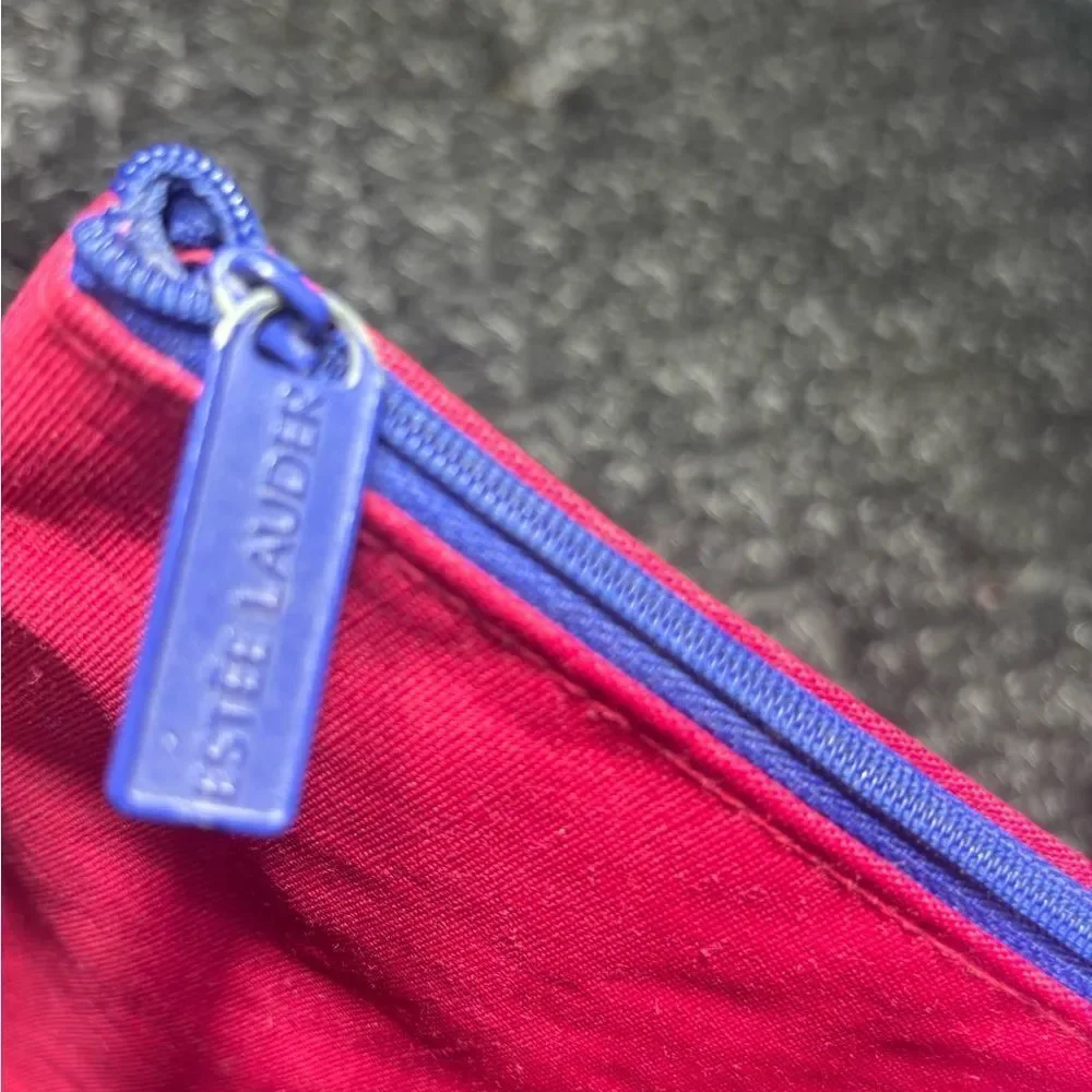 Classic Pink Women’s Zip Pouch Estée Lauder NWOT